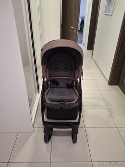 Prodám  krásný kočárek Roan ještě v záruce - 18