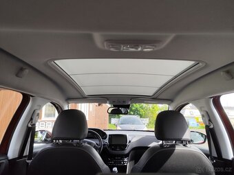 Peugeot 2008 Allure,Crosway,1.6HDI.88kw.Panorama.R.V.10/2016 - 18
