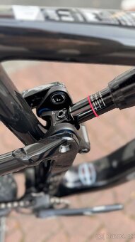 Enduro Focus JAM 8.8 KARBON -Akční cena - 18