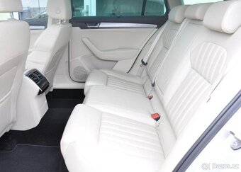 Škoda Superb 2,0TDi DSG STYLE 4x4 ČR 1.MAJ - 18
