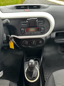 RENAULT TWINGO 1.0 - 18