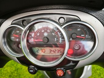 Piaggio Beverly 350 i.e. ABS/ASR Sport Touring (2016) po ser - 18