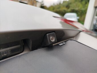 Toyota AURIS 2,0 D-4D, 1.MAJITEL, r.v. 9/2013, 219.987 km - 18