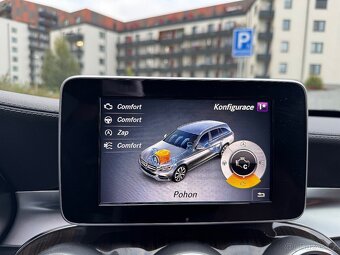 Mercedes Benz C400 4MATIC PANORAMA DESIGNO - 18