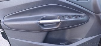 Ford KUGA 1,5 i 110kw velmi pěkná - 18