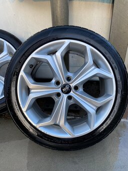 Ford Galaxy 2.0 EcoBoost 149kW – 7 míst - 18