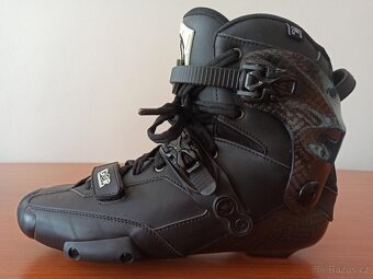 FR skates Igor - boots only - 18