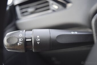 Peugeot 208 1.0 VTi 50KW LIMIT. EDICE NÍZKÉ KM - 18