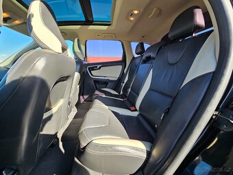 VOLVO XC60 2011 3.0 T6 224kW AWD 4x4 R-DESIGN,PANORAMA,NAVI - 18