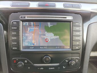 Ford S-Max 2.2 TDCI, 2011,7 míst,AUTOMAT,PO SERVISU, STK - 18