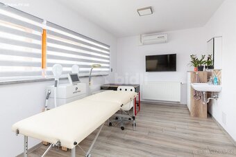 Atriový byt 5+kk 250 m² Brno Sever Ivanovice - Česká - 18
