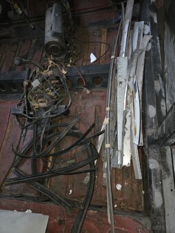 Tatra 613-1 (3) s TP - 18