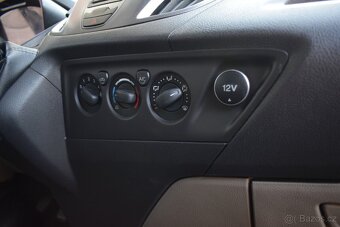 Ford Transit Custom 2.2 TDCi/LONG/6MÍST/MANUÁL/AC/ - 18