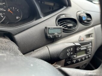 Ford Focus 1.6i 74KW, Klimatizace, Nová STK - 18