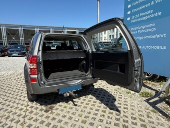 Suzuki Grand Vitara 2.0i Family Comfort benzín 103kw - 18