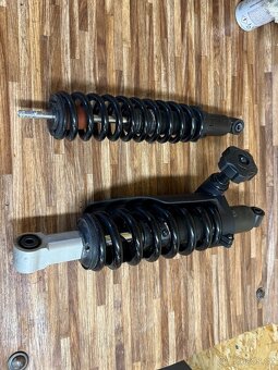 BMW R 1200 GS Adventure Ohlins podvozek - naj. 12tis KM - 18
