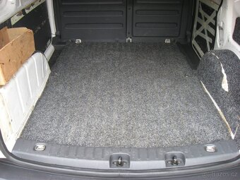 Volkswagen Caddy 1.6TDI 102PS Van - 18