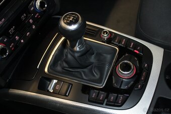 Audi A4 Avant 2,0TDI 88KW Manál LED PDC NAVI - 18
