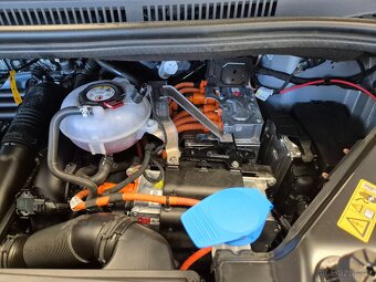 Volkswagen Multivan 1,4 TSI eHYBRID DPH - 18