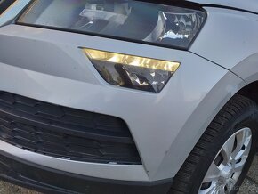 ŠKODA KAROQ 2,0 TDi,4x4  AUTOMAT,KLIMA,ESP.ABS,ČR,SERVISKA - 18