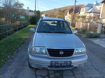 Suzuki Grand Vitara 1.6 4x4 benzín - 18