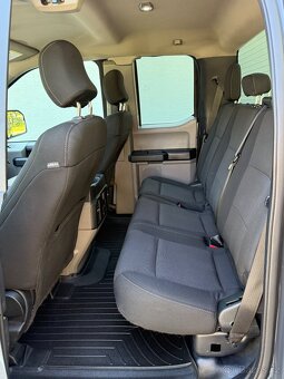 Ford F-150 5.0 V8–2017–4x4–TAŽNÉ 3.5t—KRÁSNÁ BARVA - 18