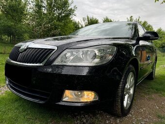 Škoda Octavia 2012 1.6 TDI  Bluetooth Senzory Výhřev Rozvody - 18