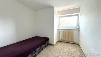 Rodinný dům 4+kk, 162 m² na pozemku 577 m², bazén, Jilové u - 18