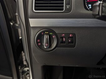 Volkswagen Touran 1.6TDi DSG, CUP, 7 MÍST, KAMERA, DPH - 18