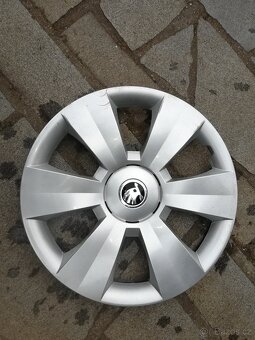 ORIG. POKLICE Škoda 15", 1 KS,  ORIG. ČÍSLO 6V0601147C MHB - 18