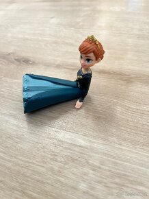 Figurka Elsa a Anna Frozen Ledové království Hasbro. - 18