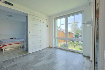 Pěkný rodinný dům s garáží v žádané lokalitě - Liberec, Star - 18