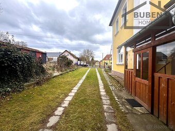 Bytová jednotka v RD s kolnou, skleníkem a zahradou  720  m2 - 18