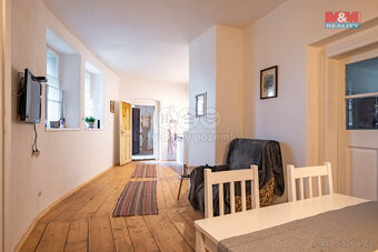 Prodej rodinného domu, 378 m², Švihov, ul. Komenského - 18