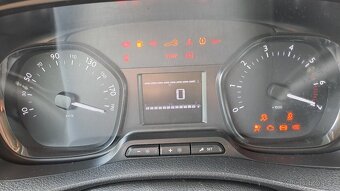 Citroën Jumpy XL 1.5 BlueHDi 120 S&S 9 míst - 18