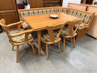 Dubová rohová lavice ,rozkládací stůl a tři židle - 18