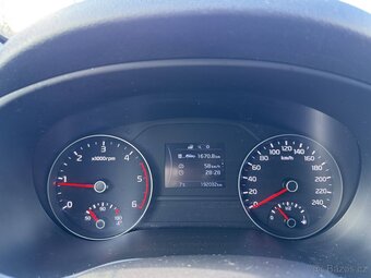 Kia Sportage 1.7 CRDi 85 KW - 18