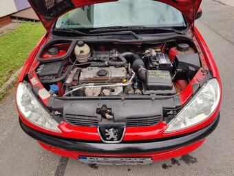 Peugeot 206 1,1i / servo / pneu / ČR / - 18