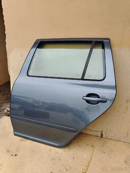 Boční dveře Škoda Octavia 2 kombi - 18