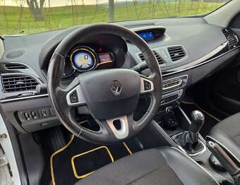 Renault Fluence 1.6 16V 82KW/111 koní R.V.06/2013 - 18