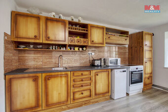Prodej rodinného domu, 205 m², Lnáře - 18