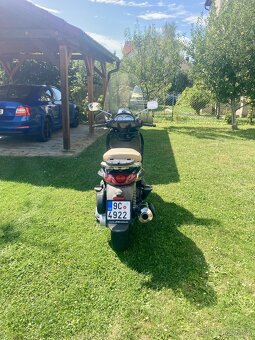 Piaggio Beverly 500 - 18