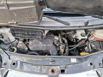 Opel Vivaro 1.9CDTi 74kw 3 místa Van L1 - 18