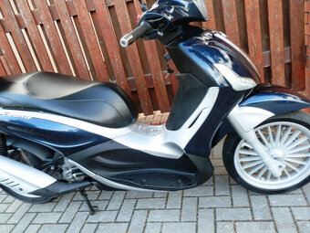 Piaggio Beverly 300 - 18
