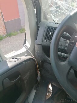 Peugeot Boxer  2,2 HDI 103 kw, r.v 6/2022 ,1.majitel - 18