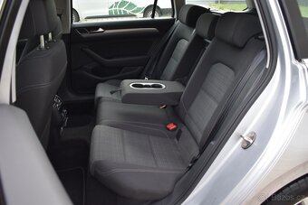 VW Passat B8 FL 2.0 TDi/2019/110kw/DSG/Webasto/Matrix/164tkm - 18