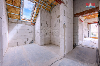 Prodej rodinného domu 6+2KK, 203 m², Loket, ul. Nad Hájovnou - 18
