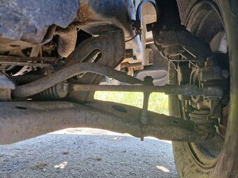 Ford Transit 330L, r. v. 2004 - 18