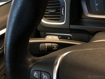 VOLVO V60 D2 DRIVE-E SUMMUM - 18