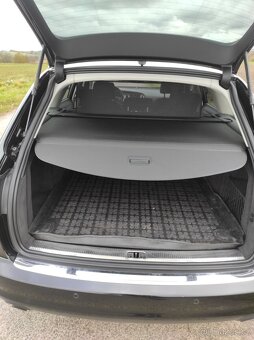 Audi A6 2,0 TDi Combi, 2011, manuál, facelift - 18